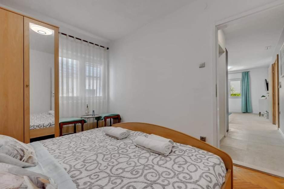 Apartments Rose Baška Voda Exterior foto